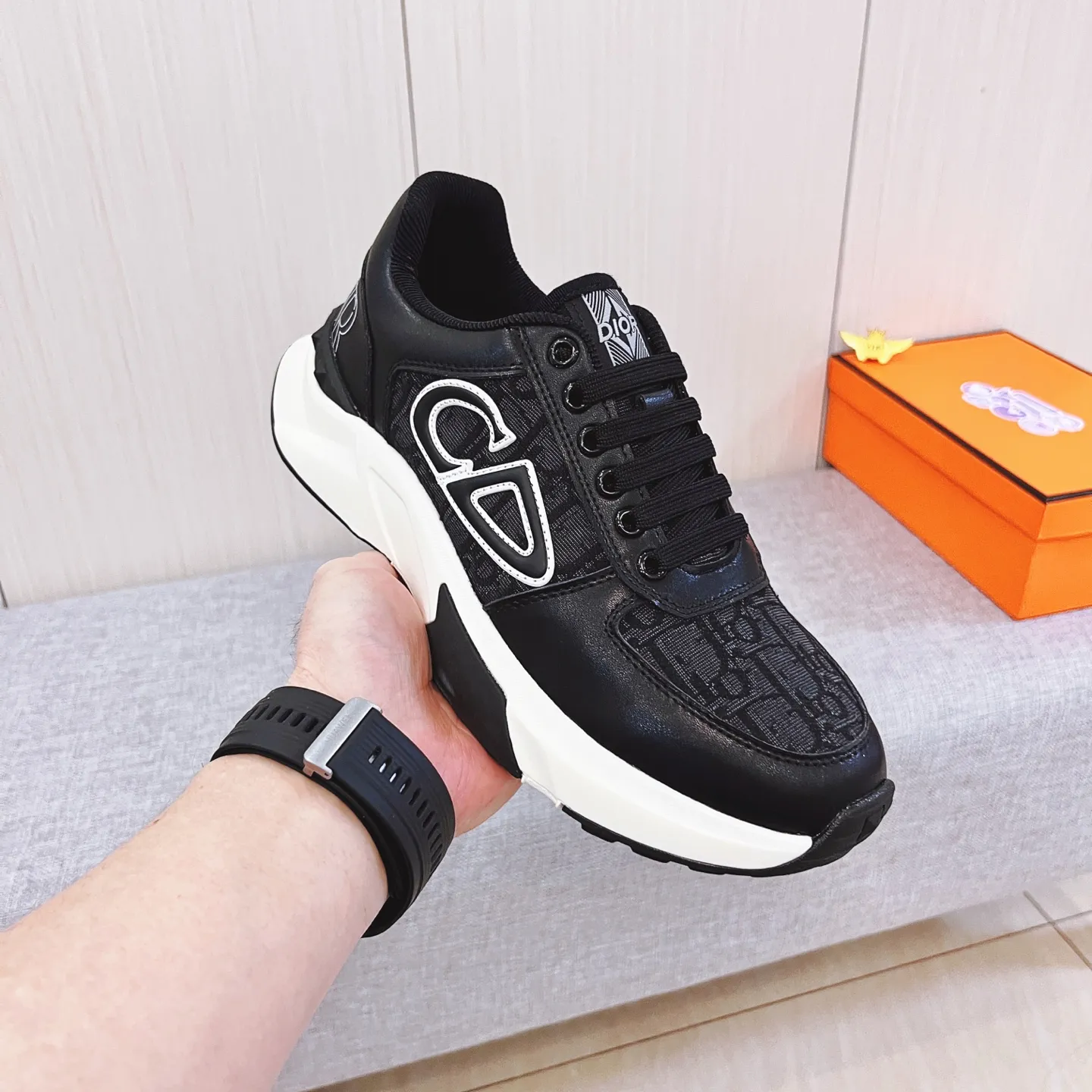 Men's Men's Shoes Men's Shoes💰 460 Men's Men's Shoes💰[Dior]🔥Men's high-end brand of shoes official website 1:1 latest masterpiece: the upper is made of Italian imported first-layer cowhide with a comfortable and breathable lining➕original non-slip and wear-resistant outsole🔥, making walking more convenient and comfortable! An exclusive new model, a stunning work, a beautiful 1:1 replica [color] compared to the official quality! Create a fashionable personality to set off your uniqueness! A must-have for trendy men! Classic🔥Size: 38-44 Color: 🔥Multiple colors available🔥